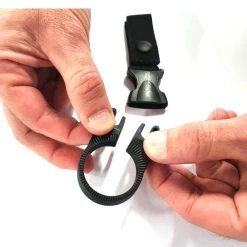 Savage Gear Bottle And Net Clip -Kortingswinkel Voor Visuitrusting 83a08bc04f94d8455e0298d31166703f